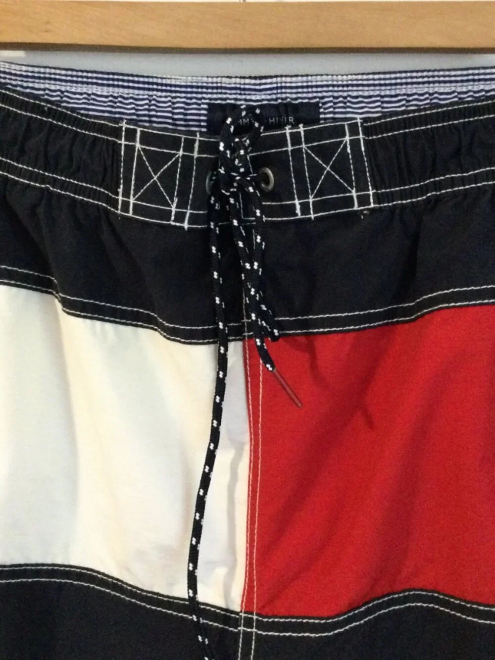 Vintage Tommy Hilfiger swim board shorts trunks red white blue colorblock XL